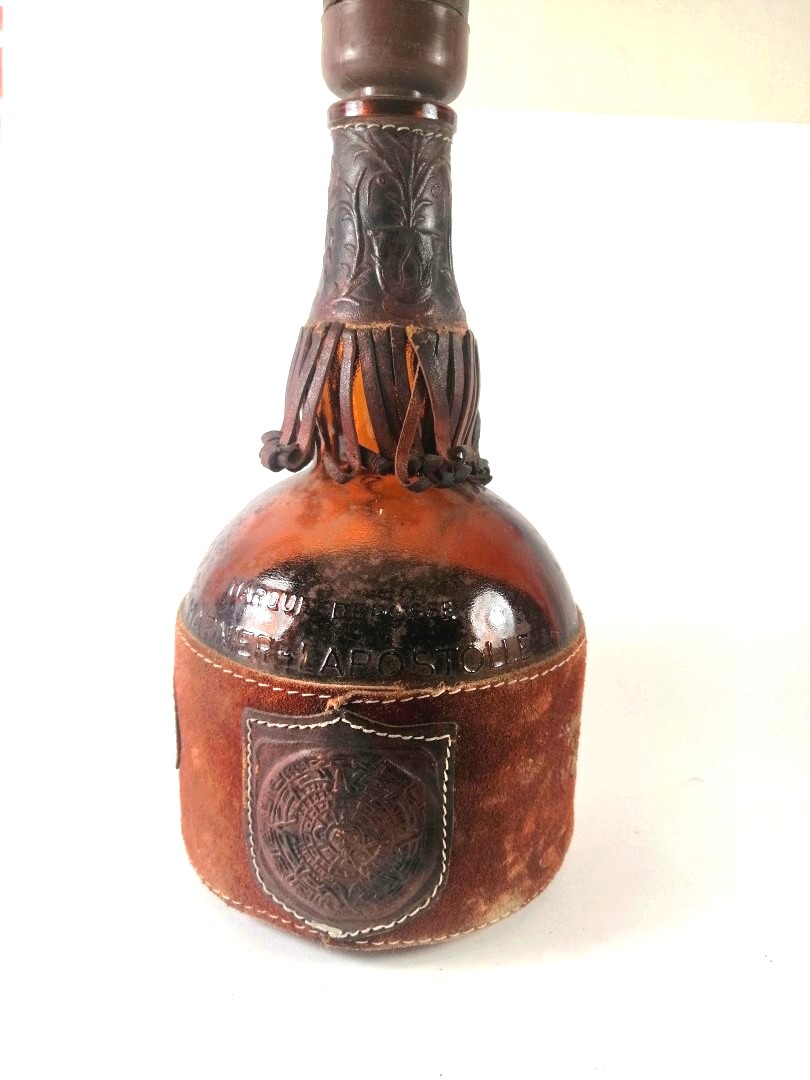 BOTELLA ARTESANAL RETRO, CUERO, CALENDARIO MAYA 1970s - Image 3