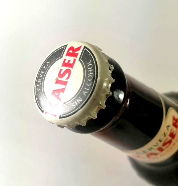 BOTELLA DE CERVEZA RETRO. KAISER SIN ALCOHOL 1999 PRIMERA EDICION - Image 4