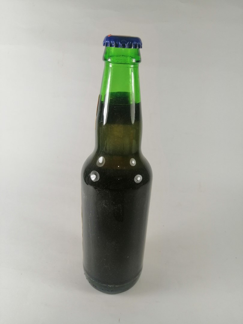 BOTELLA DE CERVEZA RETRO. SOBERANA, 1RA EDICION. 1990s (REP. DOMINICANA) - Image 4