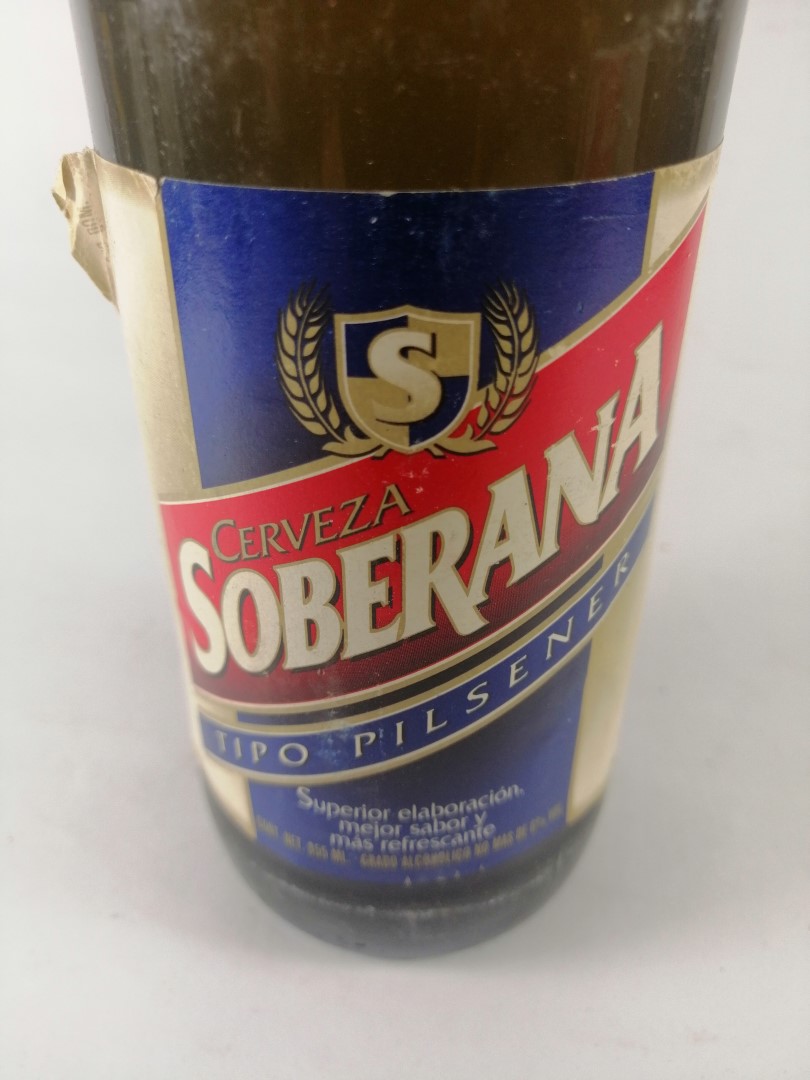 BOTELLA DE CERVEZA RETRO. SOBERANA, 1RA EDICION. 1990s (REP. DOMINICANA) - Image 5