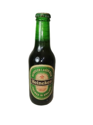 Botella De Cerveza Retro Heineken cuartito. Años 60s Aun Llena