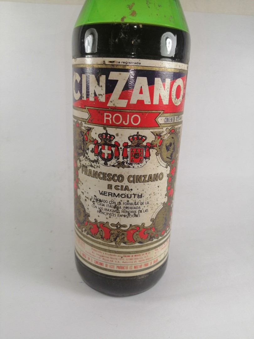 BOTELLA ANTIGUA. VINO CINZANO ROJO Ca. Años 70s - Image 3