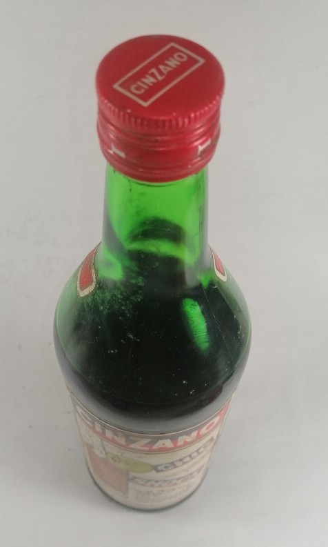 BOTELLA ANTIGUA. VINO CINZANO ROJO Ca. Años 70s - Image 7