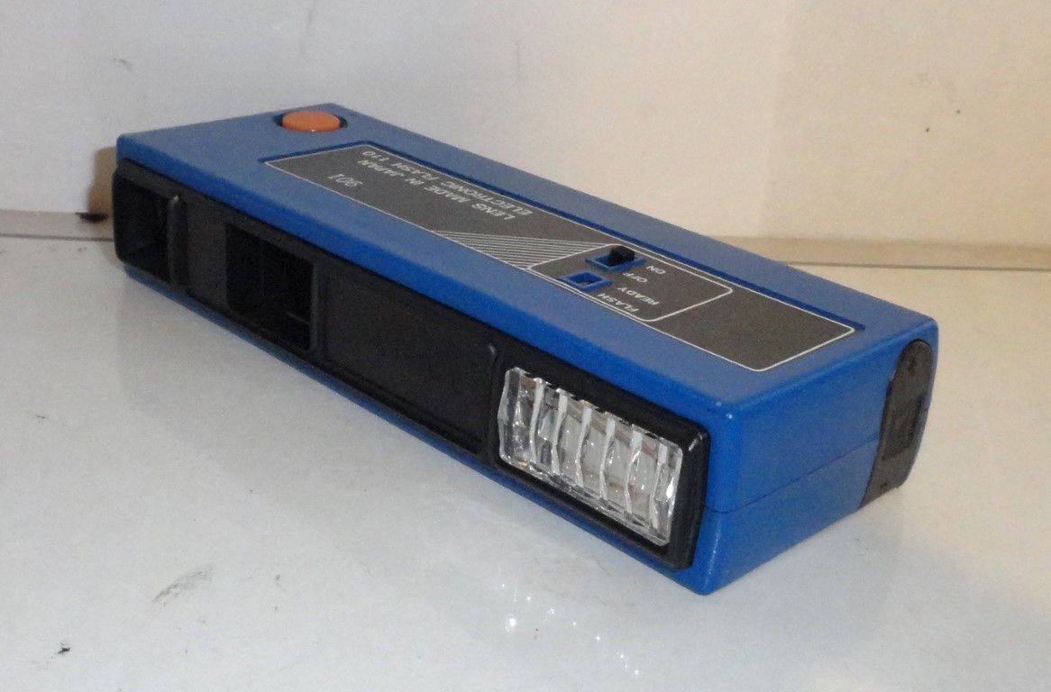 RARA CAMARA FOTOGRAFICA RETRO110 , 1980s JAMAS USADA AZUL - Image 6