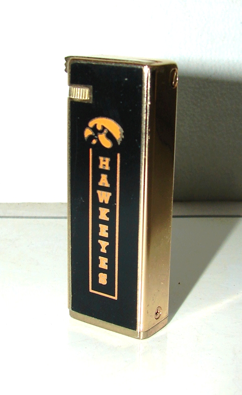 JAMAS USADO, Encendedor Iowa Hawkeyes Defecto De Impresión 1980s - Image 2