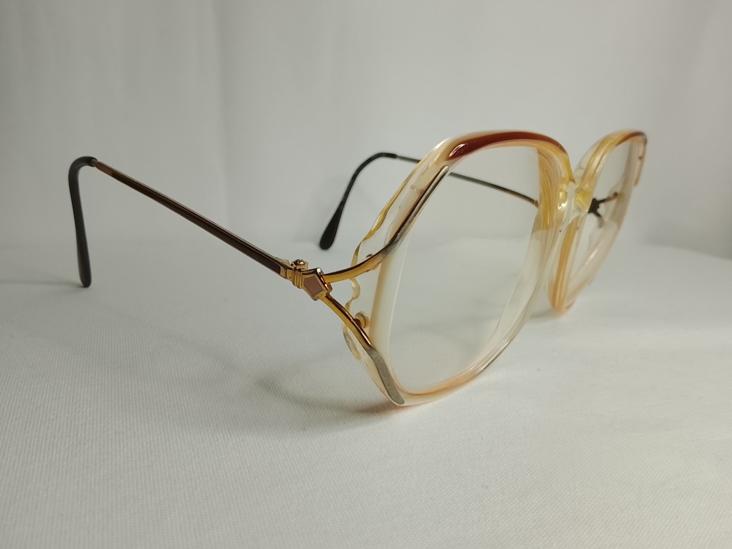 Genuinas Gafas vintage. Guy Laroche, Joan, Años 70s - Image 6