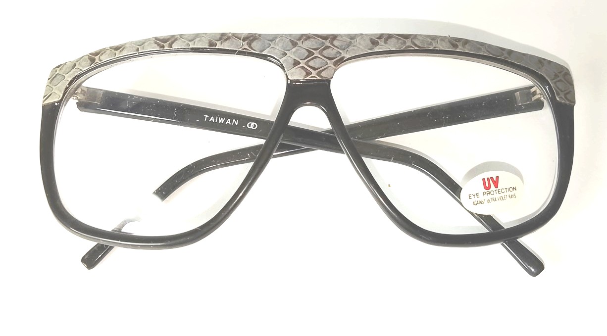 Genuinas gafas retro estilo Bono U2. serpiente JAMAS USADAS - Image 6