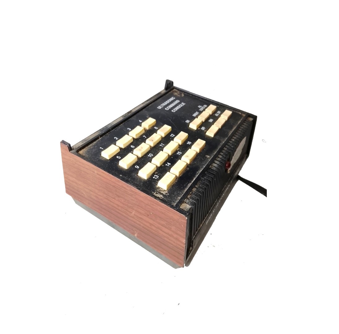 Antiguo control remoto Ultrasonico, años 50s, consola. /para experimentos etc