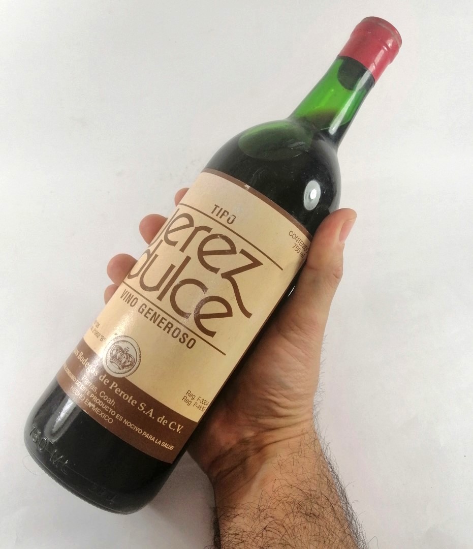 BOTELLA ANTIGUA. JEREZ DE PEROTE (BODEGAS DE PEROTE) 1960s - 70s - Image 7