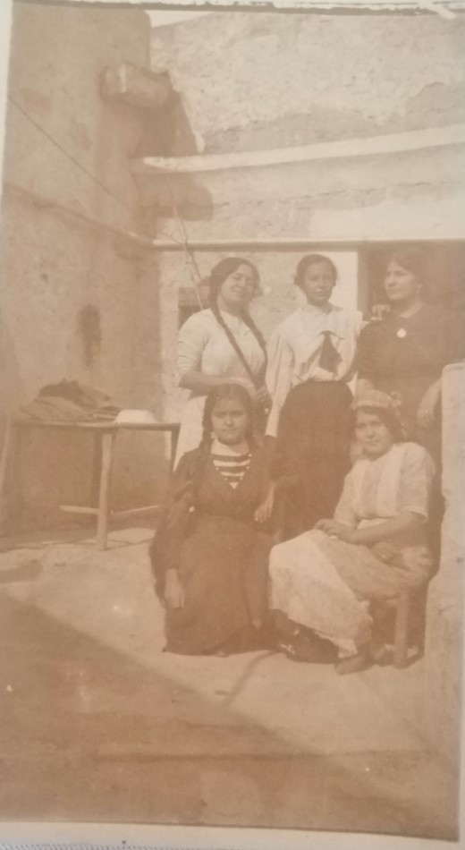 PACK DE FOTOGRAFIAS ANTIGUAS EPOCA REVOLUCIONARIA. MUJERES DEL NORTE - Image 7