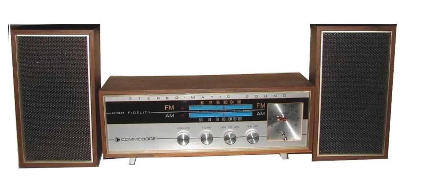 RADIO ANTIGUO COMMODORE, AÑOS 70s MUY RARO - Image 3