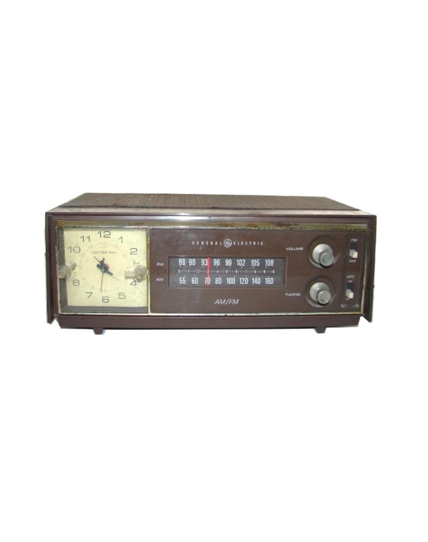 RADIO ANTIGUO DE BULBOS. GENERAL ELECTRIC CON RELOJ