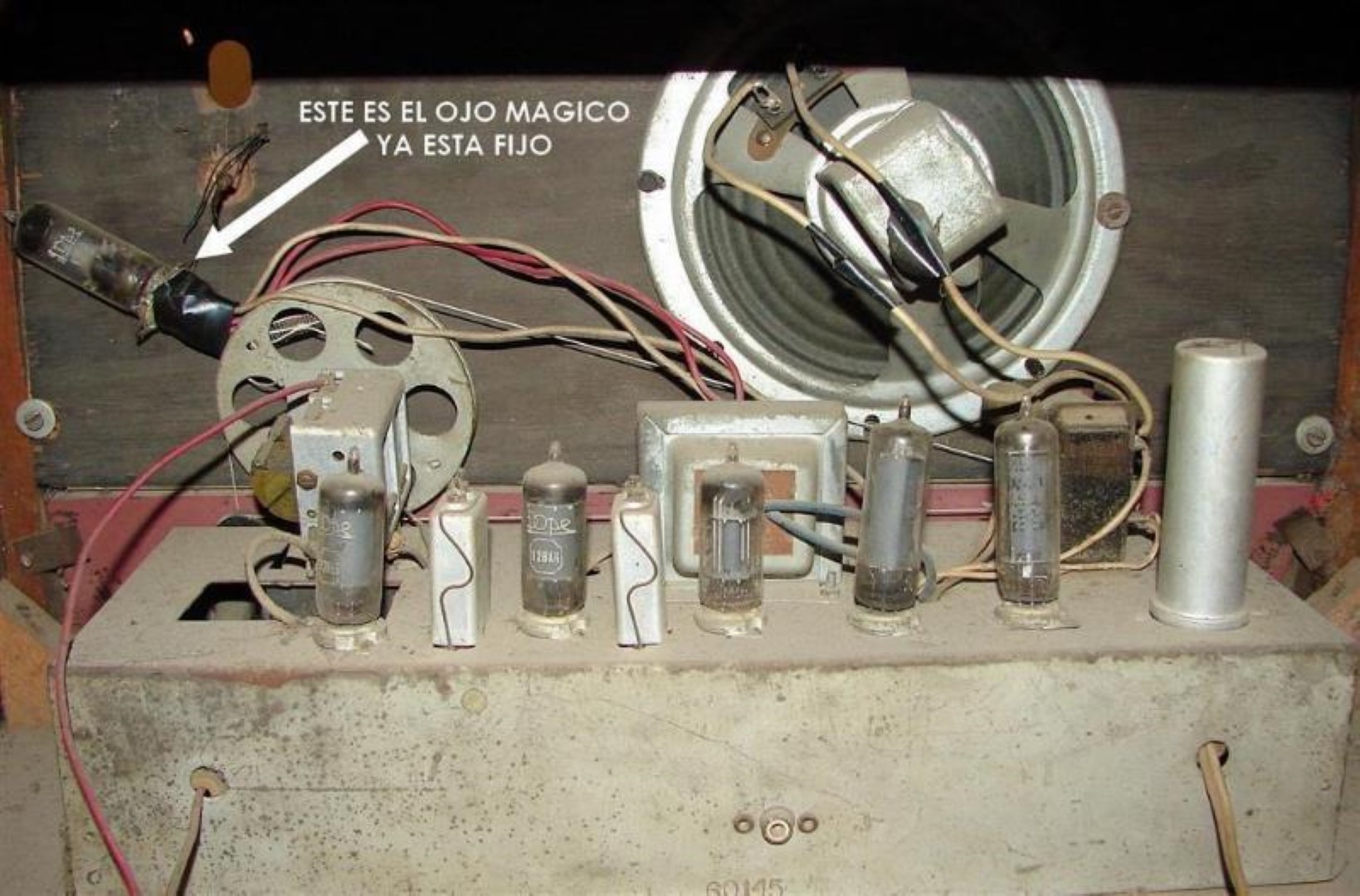 RADIO ANTIGUO DE BULBOS, ROCKET AÑOS 60s GIGANTE - Image 6