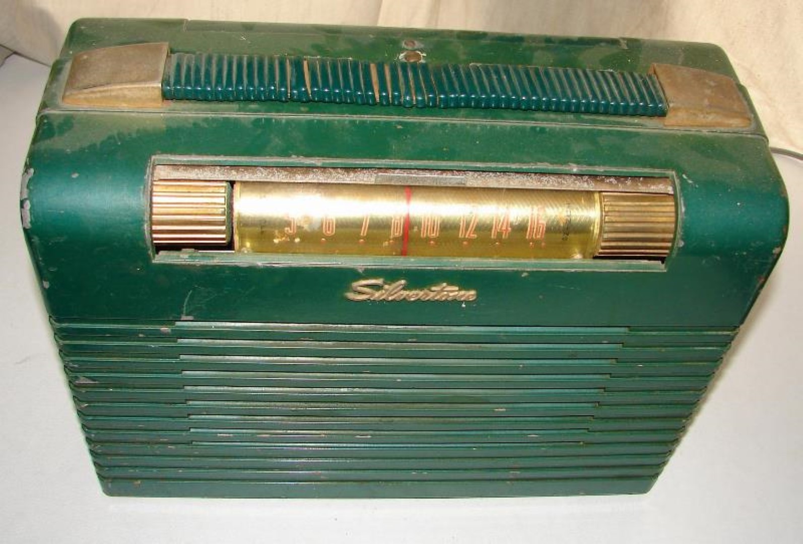 RADIO ANTIGUO DE BULBOS SIVERTONE, AÑOS 50s METALICO /MUY RARO - Image 5