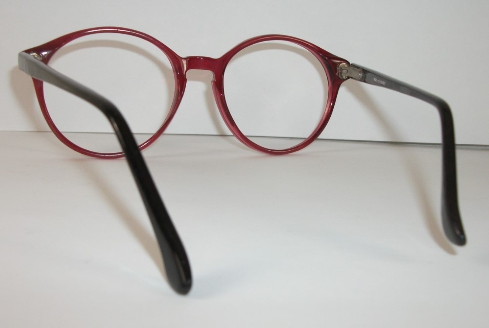 Genuinas Gafas Antiguas. U.o.c. Sydney. Años 80s , Jamas usadas. Mundo Hipster - Image 5