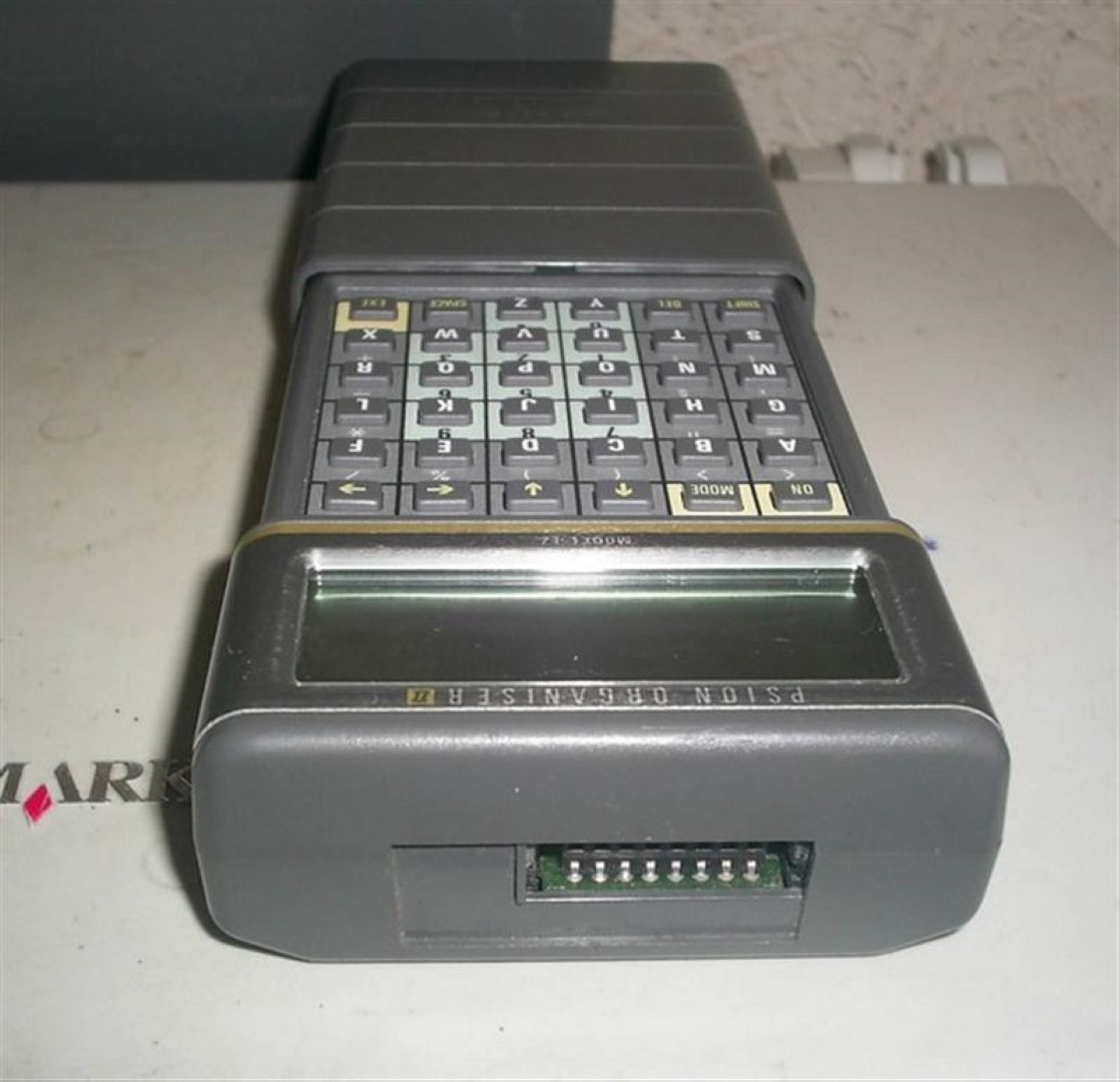 Gadget retro, Psion Organizer II LZ . Computadora de bolsillo. Año 1986 - Image 6