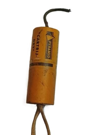 Filtro para radios antiguos 30+30+30. 150v. Usado, Años 40s 50s