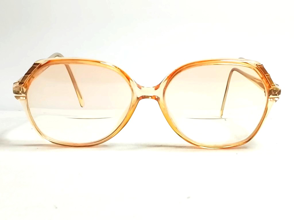 Genuinos lentes retro. Marchon. Kayla, Dama, Marron 1980s