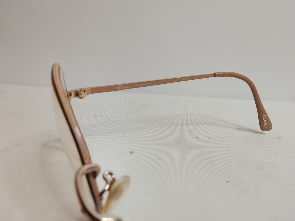 Genuinos lentes retro. Tura, Años 80s, Unisex, Beige - Image 7