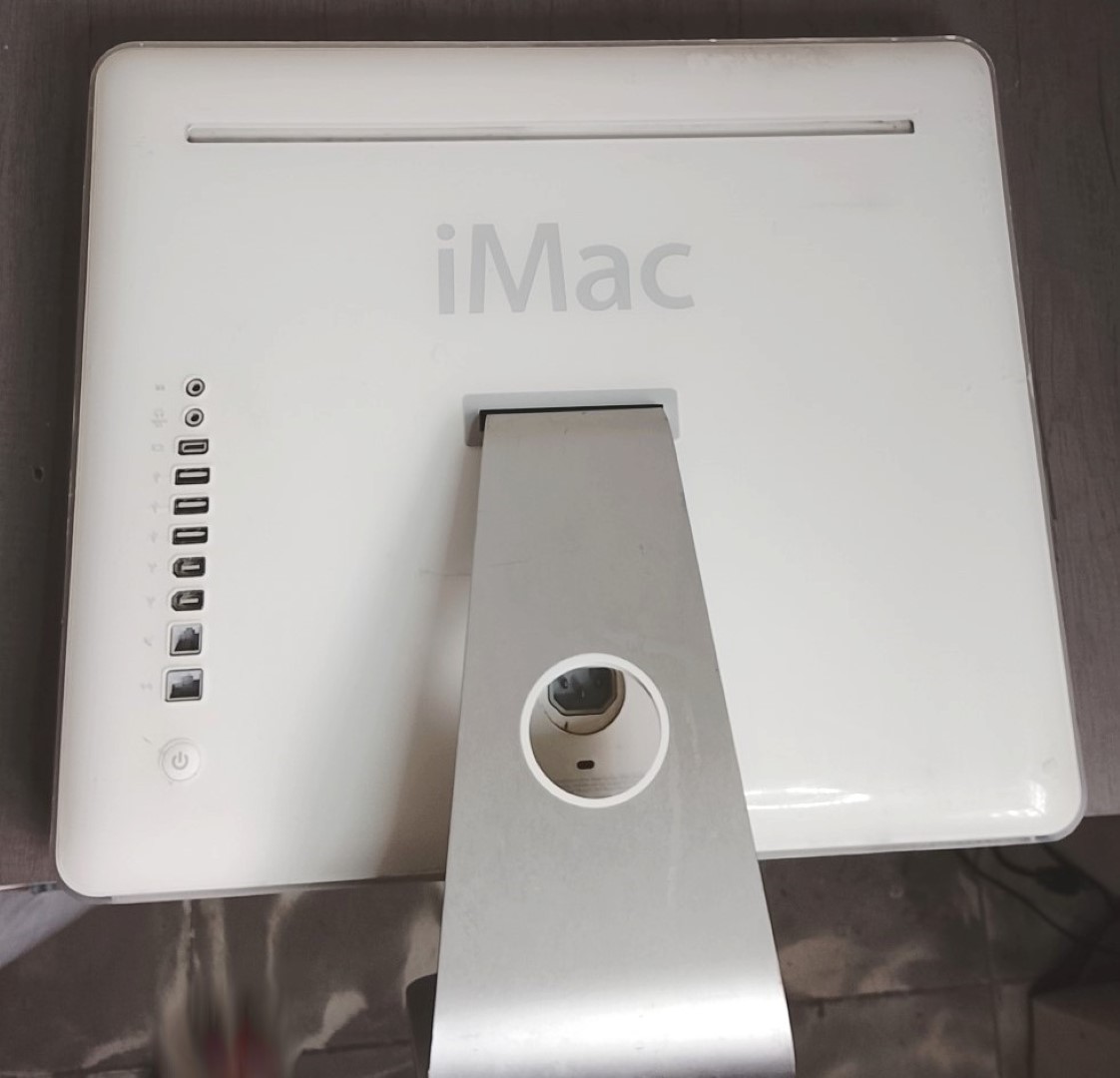 Computadora retro Apple. Imac G5 2014 para piezas A1208 - Image 7
