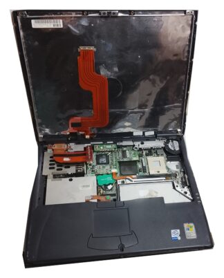 Carcasa para Laptop retro Dell PP01L o C500 ( solo carcasa )