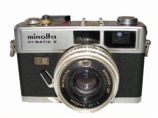 Cámara fotográfica retro. Minolta Hi Matic E.