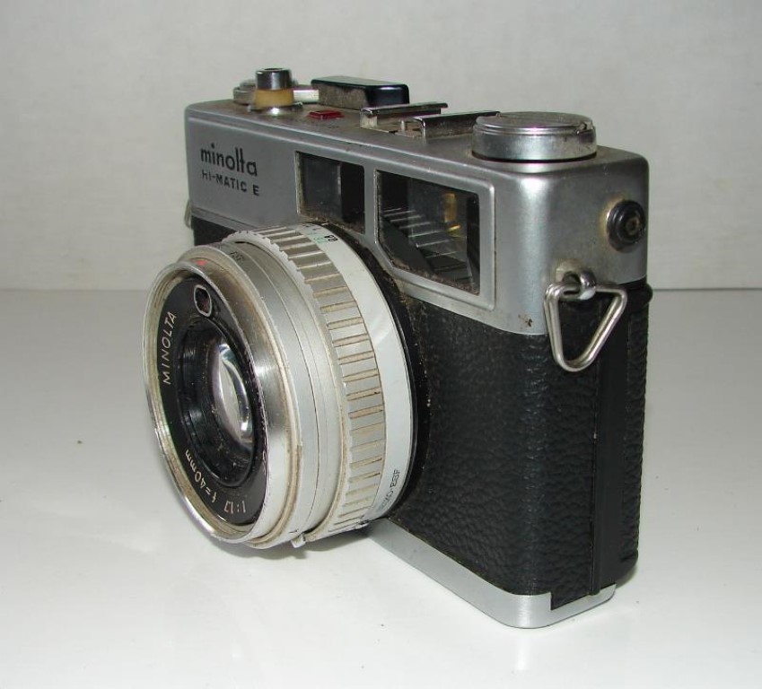 Cámara fotográfica retro. Minolta Hi Matic E. - Image 5