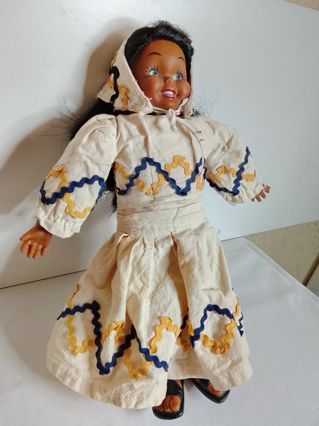 Muñeca vintage, artesanal, años 80s vinil y trapo 30cms. Juguetes retro - Image 3