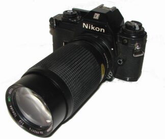 Cámara fotográfica retro. Nikon EM 1979