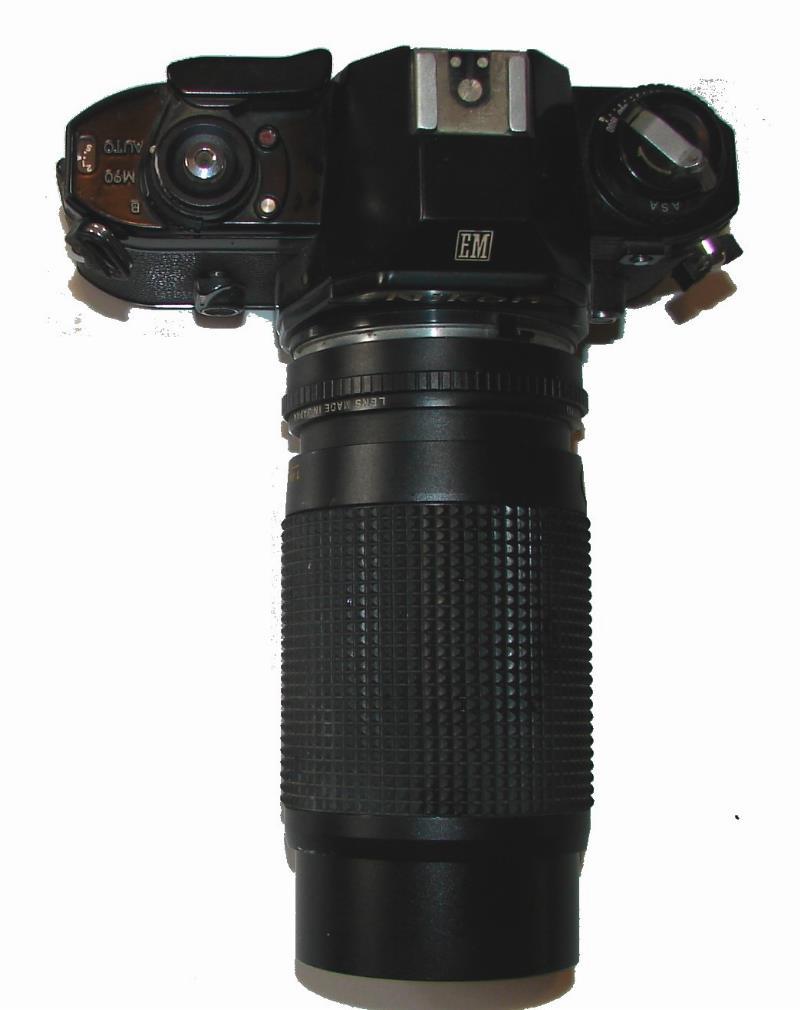 Cámara fotográfica retro. Nikon EM 1979 - Image 6