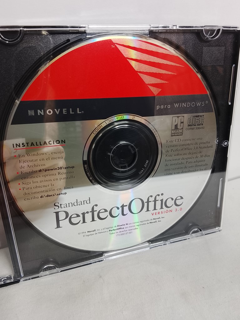 Software retro Novell perfect Office (Word Perfect ) 1994 CD DEMO. - Image 2