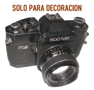 Cámara fotográfica retro. Ricoh. Sears 500 MX Solo decorativo