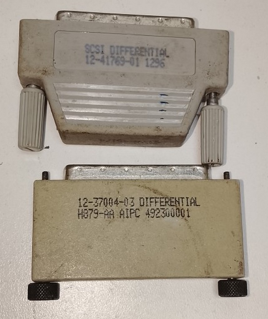 Tapones o terminadores diferenciales Amphenol SCSI / Oldware - Image 8