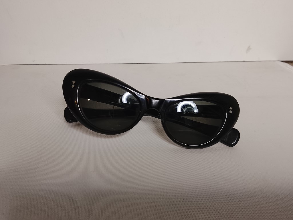 Genuinas gafas retro. MIG-IJS años 60s. Estilo Gato. Negras, Dama /Con detalle - Image 9