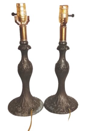 Bases de lampara antigua. Años 40s, 45 Cms.
