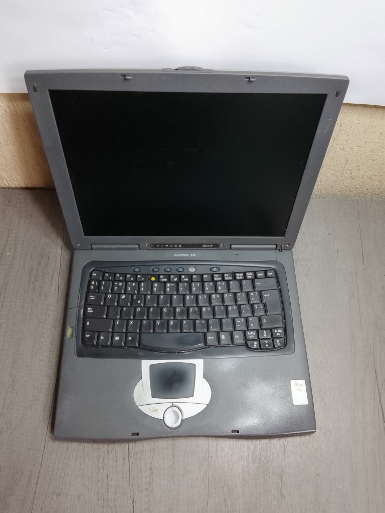 LAPTOP RETRO ACER TRAVELMATE 630 2004 PARA PIEZAS - Image 5