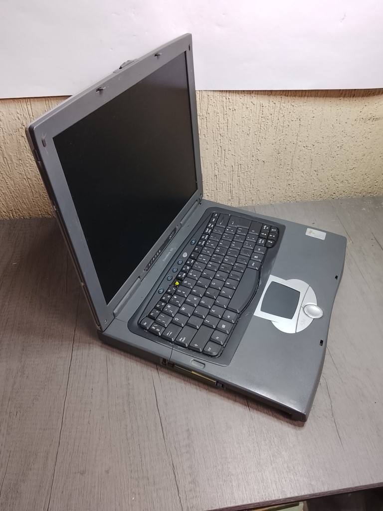 LAPTOP RETRO ACER TRAVELMATE 630 2004 PARA PIEZAS - Image 4
